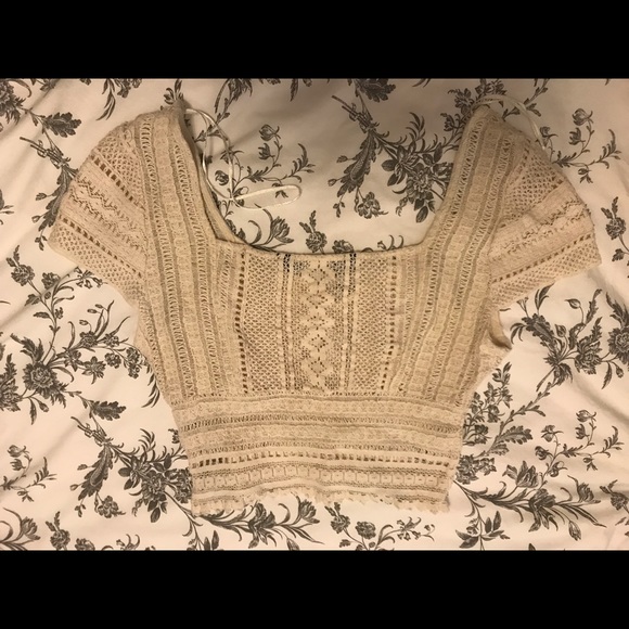 Crop top - Picture 2 of 4